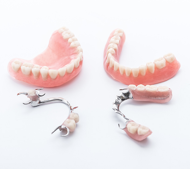 Placentia Dentures and Partial Dentures