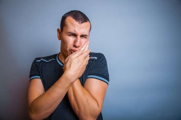 What Causes Tooth Sensitivity?